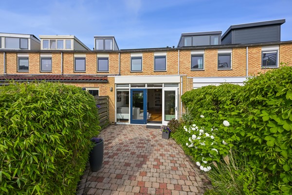 Medium property photo - Reina Prinsen Geerligstuin 35, 1705 HK Heerhugowaard